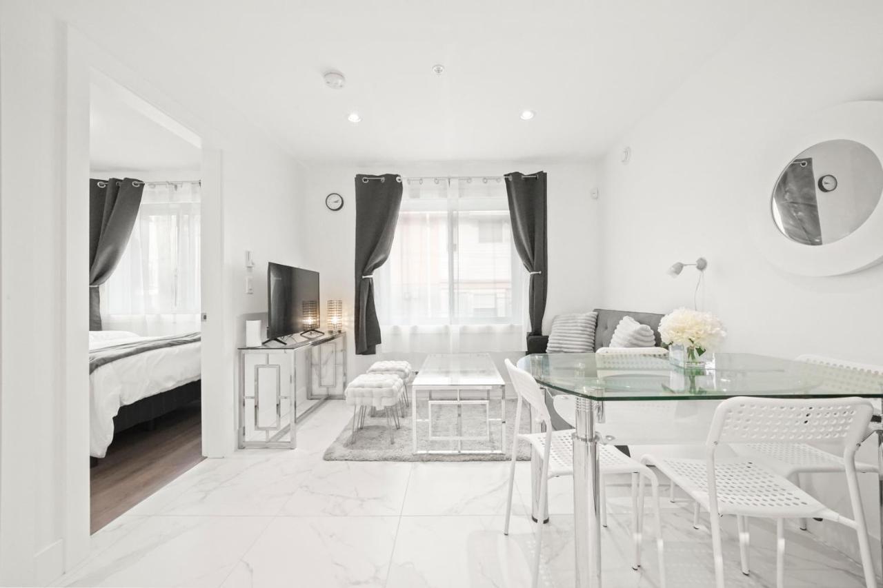 Entire New Cozy And Modern 2-Storey House Ванкувър Екстериор снимка